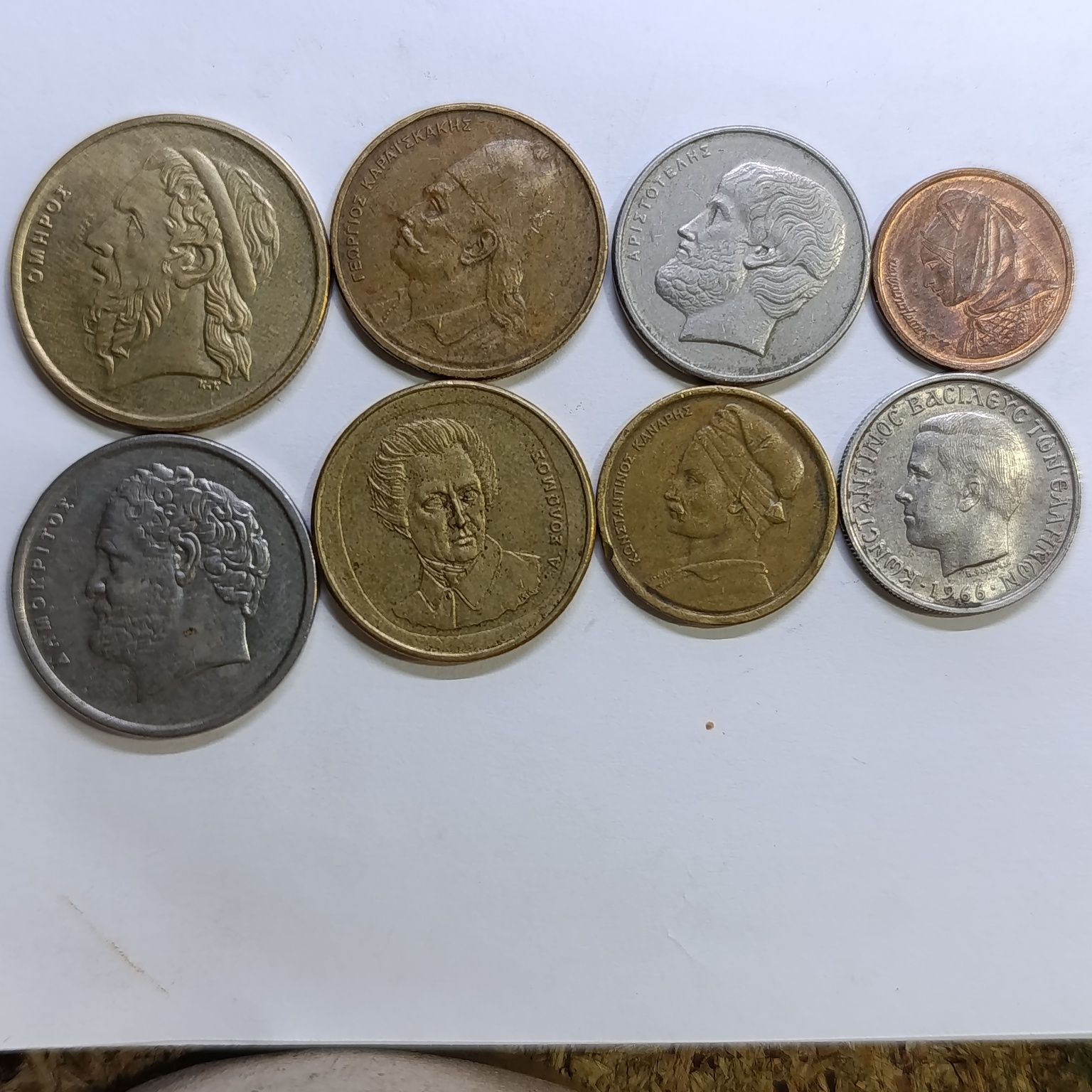 Монети Греції 1, 5, 10, 20 драхм