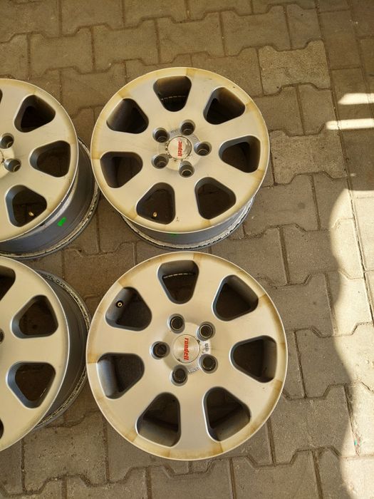 Komplet felg aluminiowych Rondell 5x110 Opel 6.5 X 15 ET40