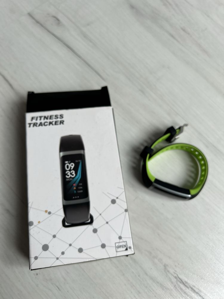 Fitness Tracker opaska, zegarek sportowy smart, Nowy