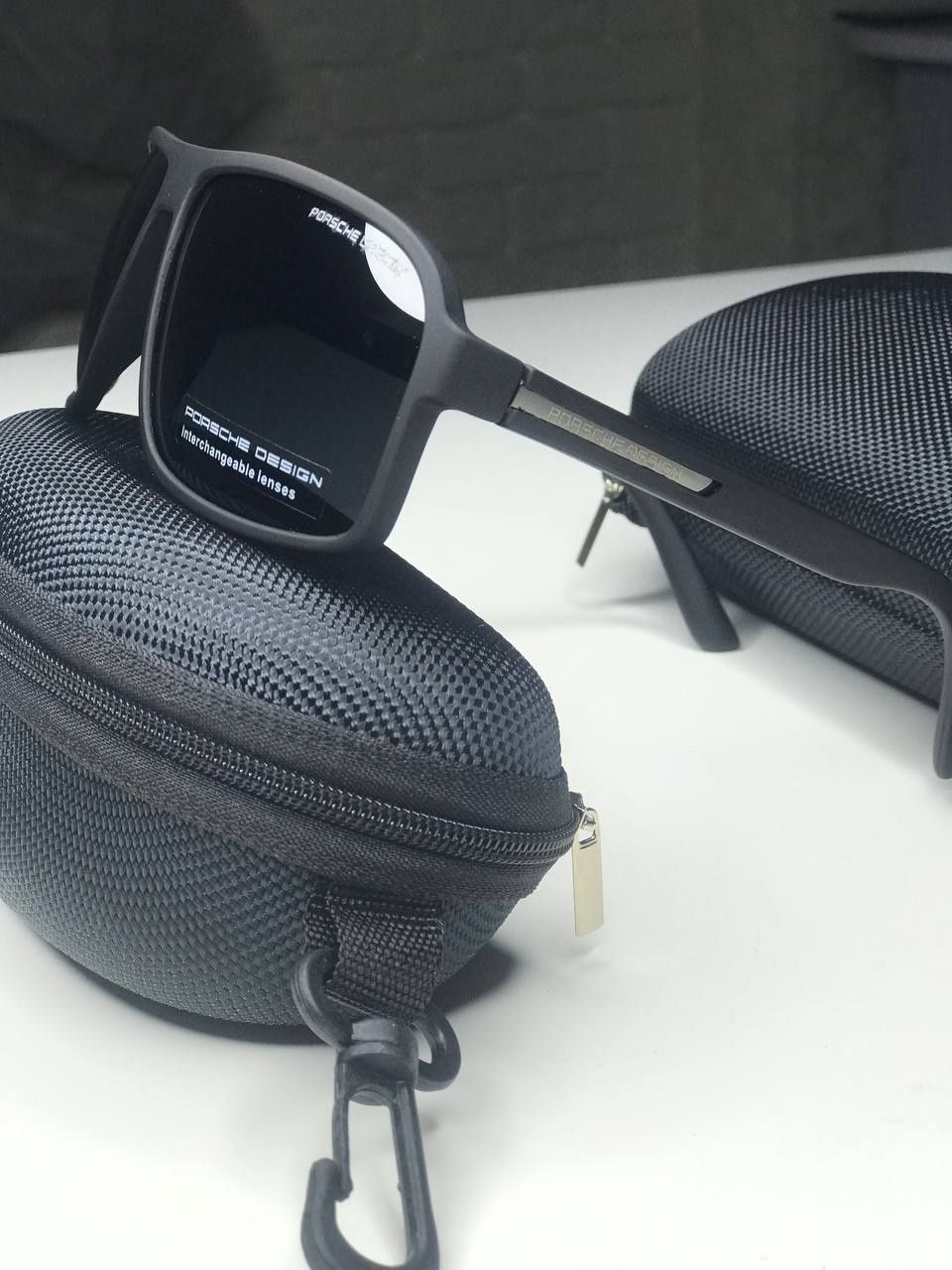 Мужские солнцезащитные очки Porsche Polarized черные матовые антиблик