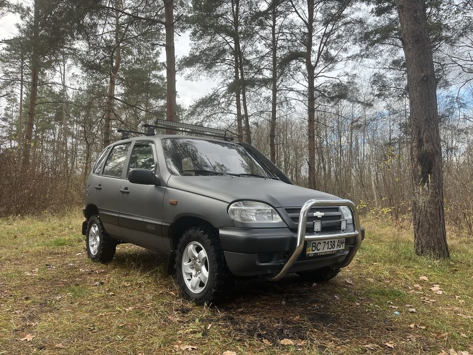 Продам Chevrolet Niva 1.7  vaz 2123