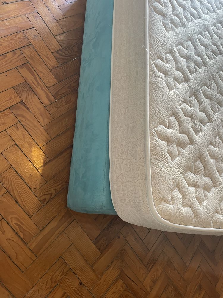 Cama casal  madeira pura