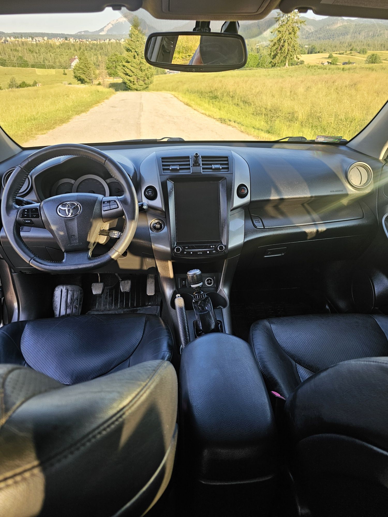Toyota Rav4 2009 r. 2,2 D4D