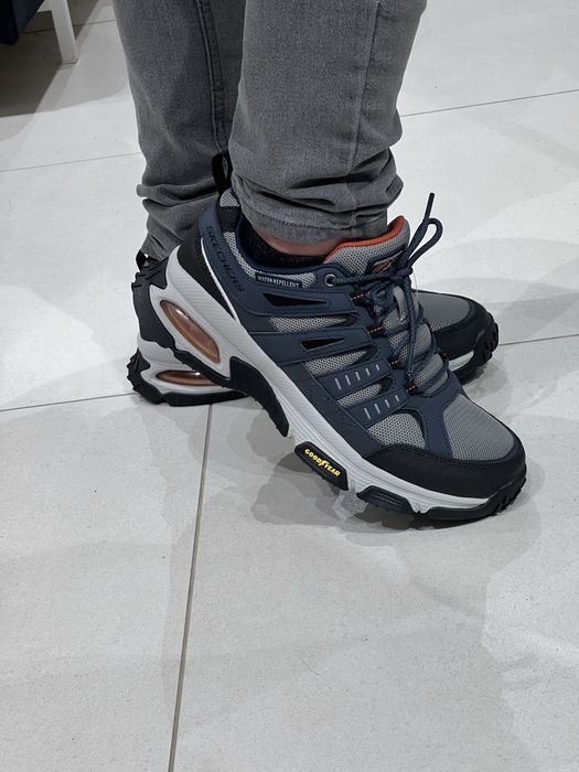 Кроссовки skechers envoy 43