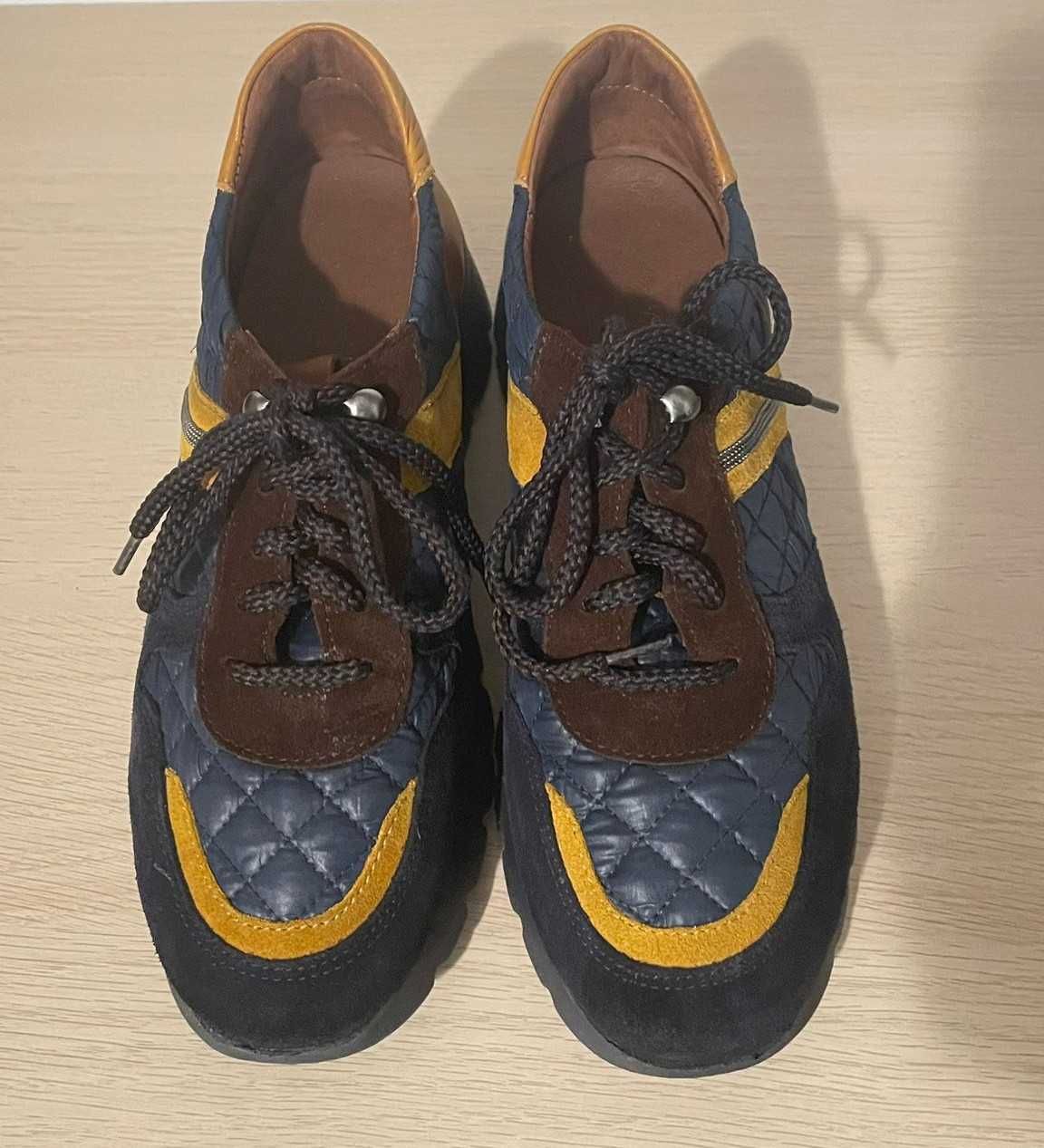 Buty damskie Hispanitas Ruth - rozmiar 39.