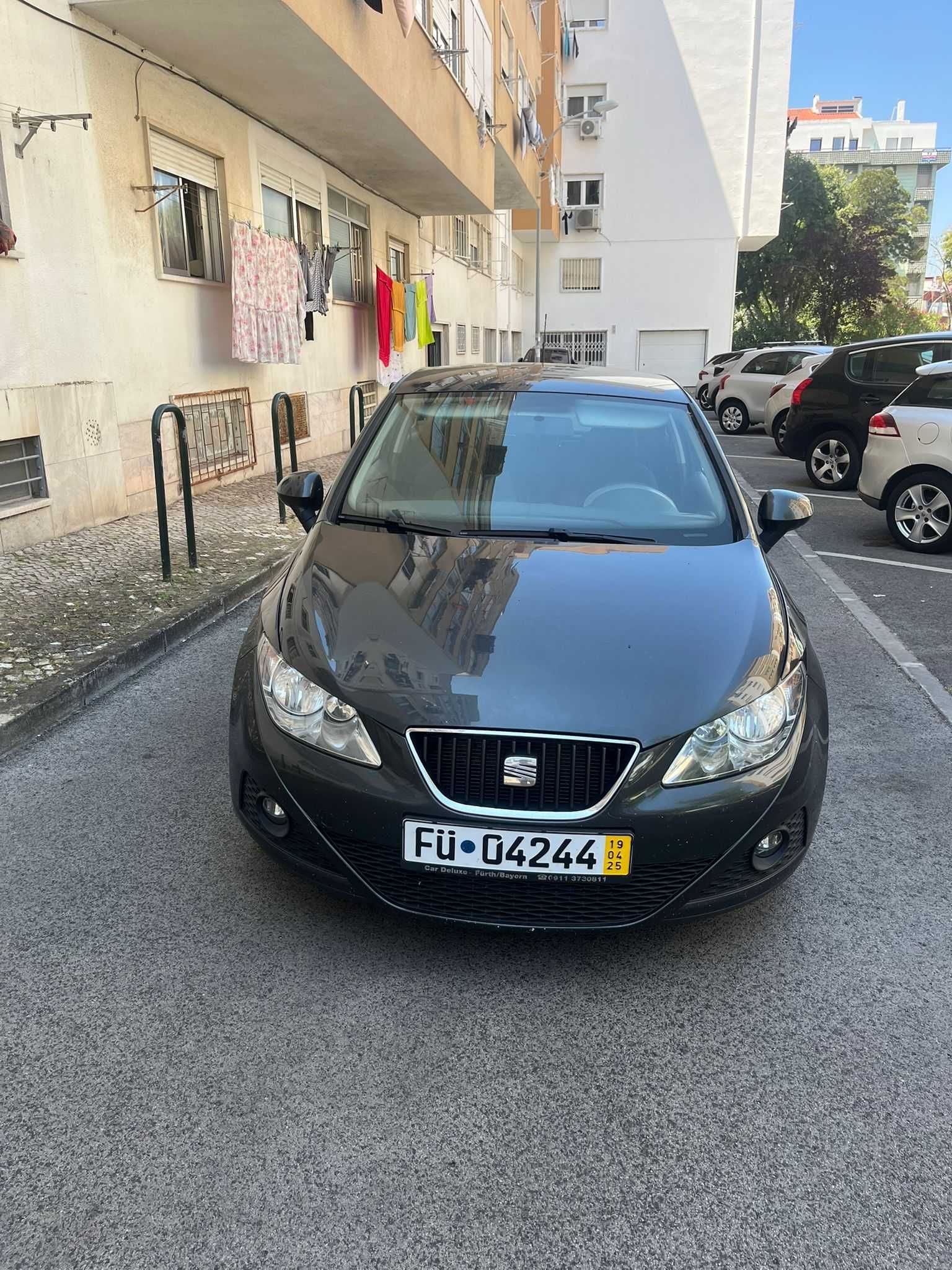 Seat Ibiza 2010 1.6 Tdi Carro encontra-se a andar mas sem documentos