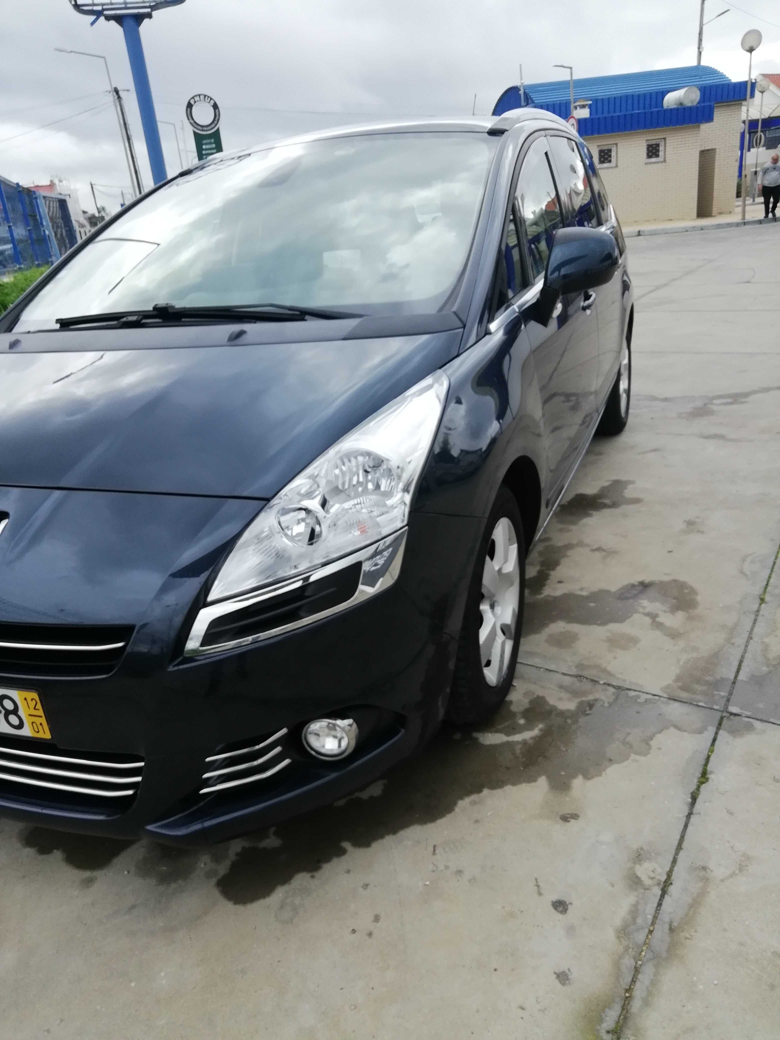 Vendo Peugeot 5008