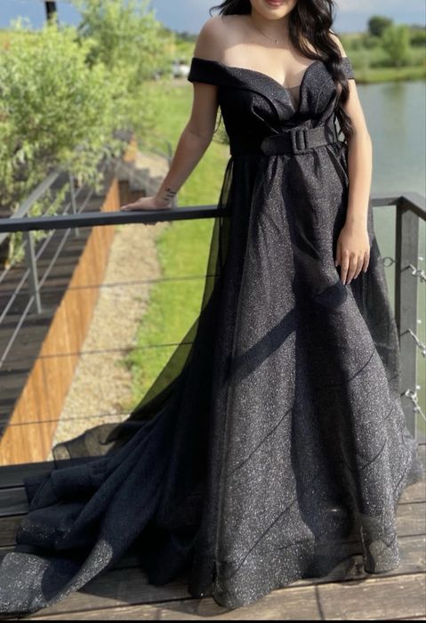 Сукня вечірня з блискітками чорна