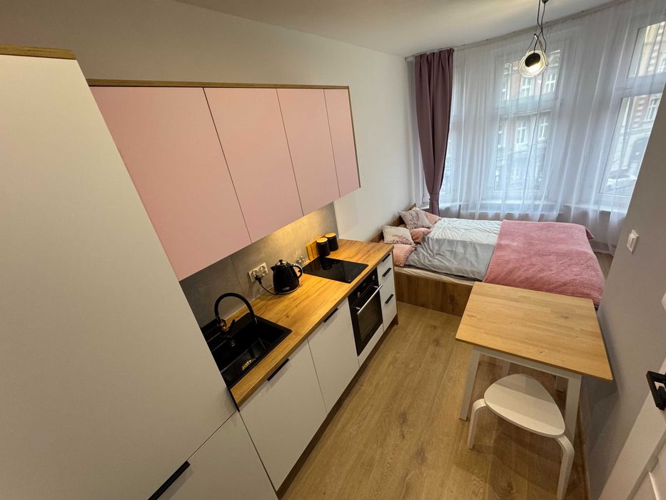 Stylowa kawalerka w centrum Katowic! Wynajem od 2026 roku