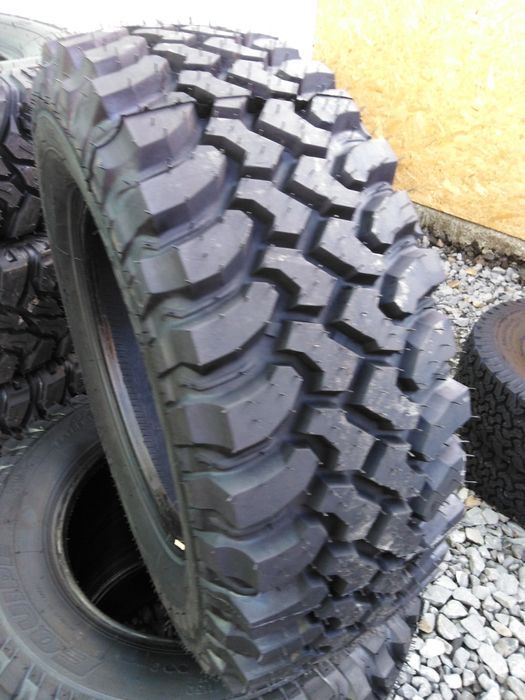 Opony Terenowe 235/75 R15 Dakar 4x4