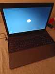 Laptop Asus biurowy/ do lekkich gier