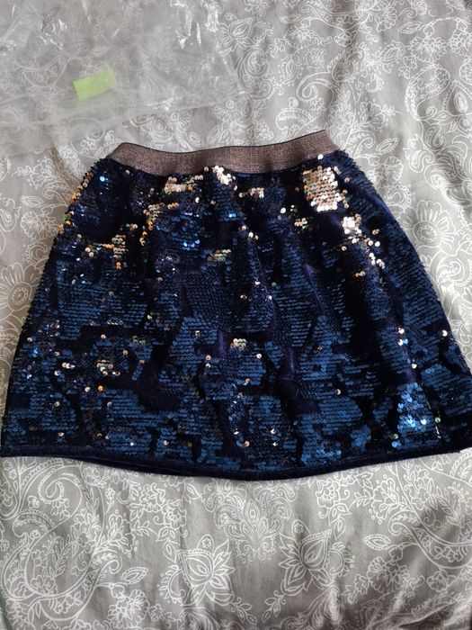 Spódnica z cekinami