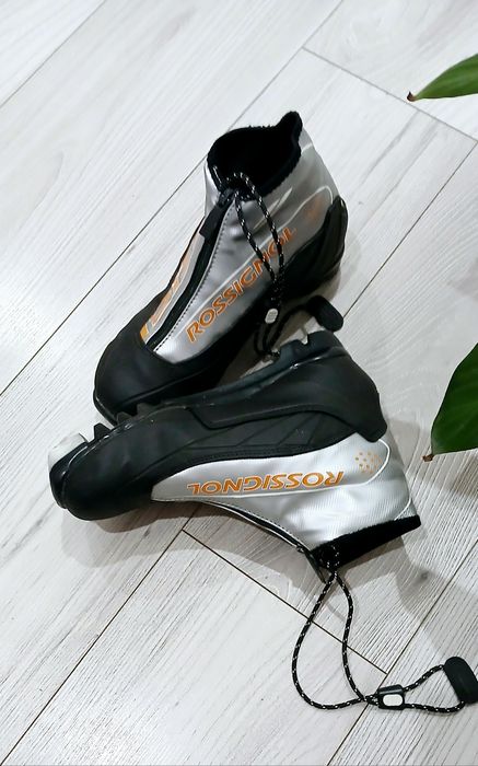 Buty narciarskie do nart biegowych Rossignol NNN r.37