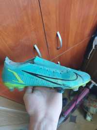 Бутсы Nike mercurial