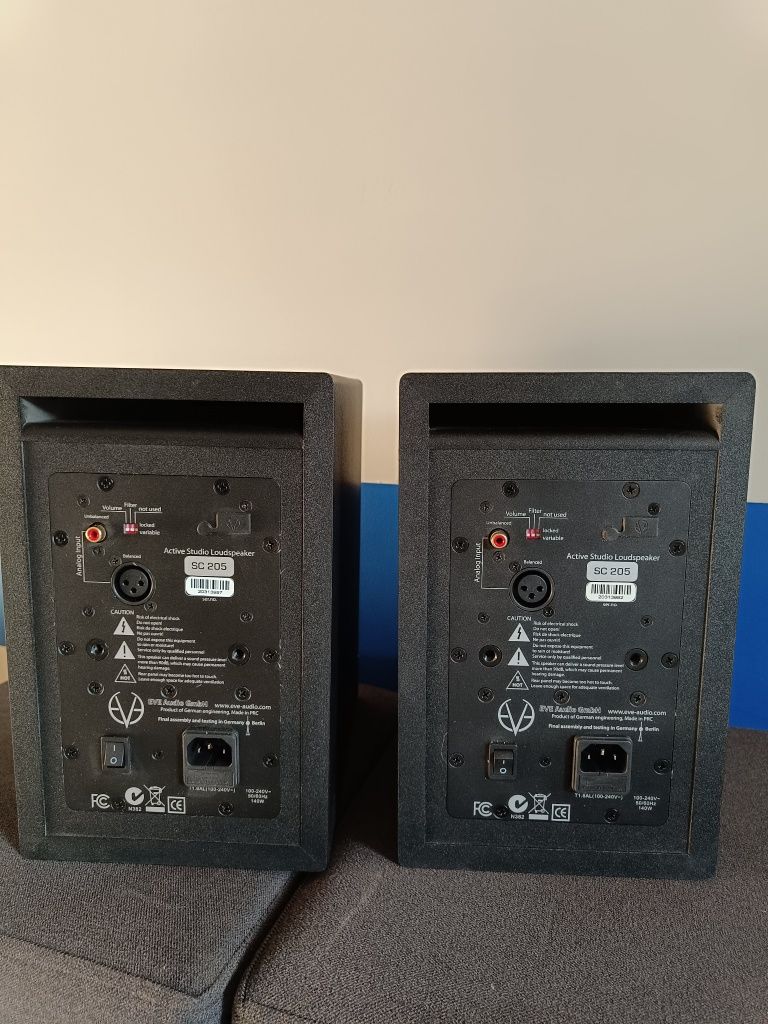 Monitory studyjne Eve Audio SC205