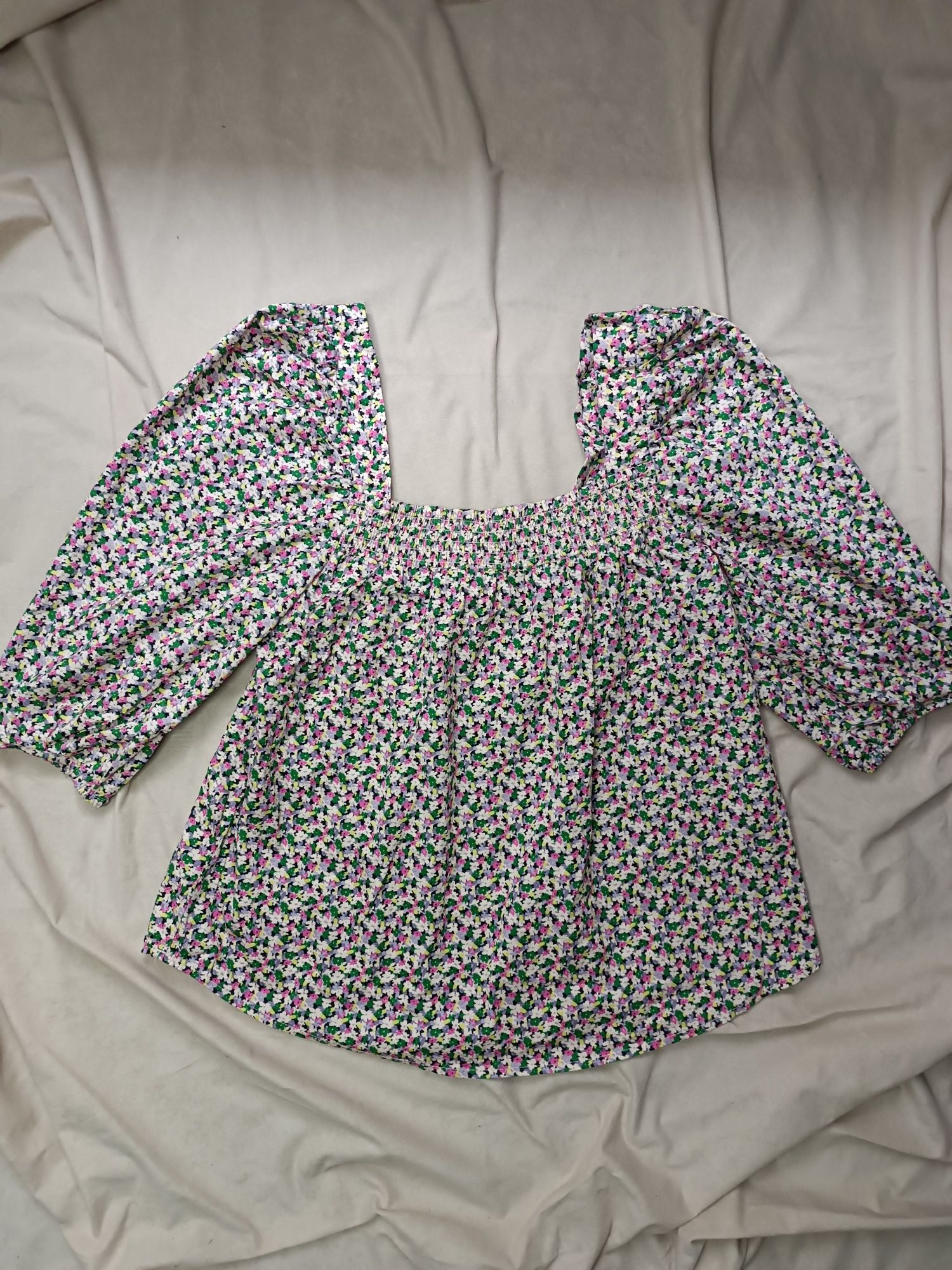 Bluzka H&M Bluzka w kwiaty Idealna bluzka na lato