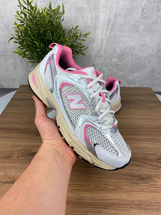 Buty damskie New Balance 530 r. 40 - sportowe sneakersy w pastelowych