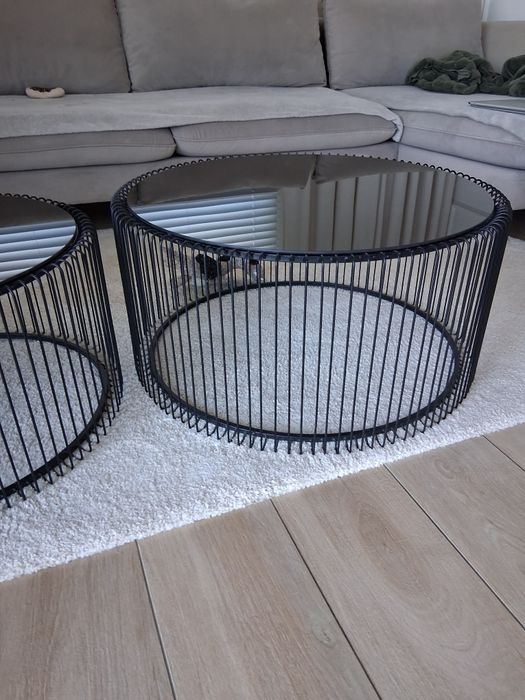 Dwa stoliki Kare Design