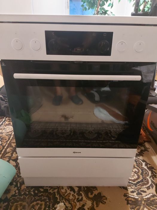 Продам індукційну електроплитку