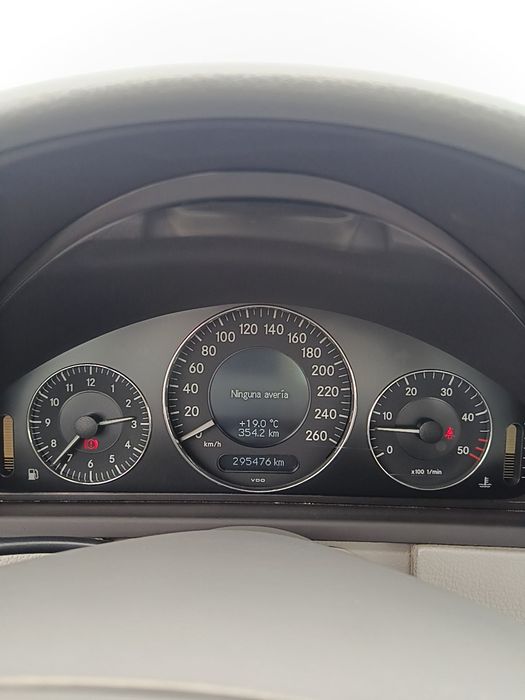 Mercedes Benz clk 270 CDI caixa manual