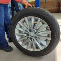 Диск з гумою 5х114.3 R17.  225/55 R17 hyundai kia в дуже гарному стані