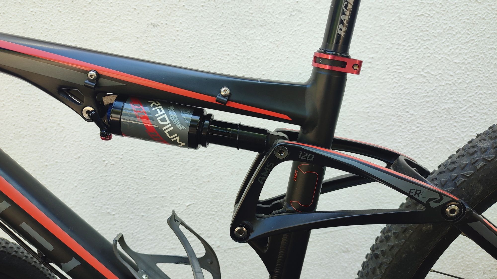 Bicicleta BTT Cube AMS 120 Pro Series 29"