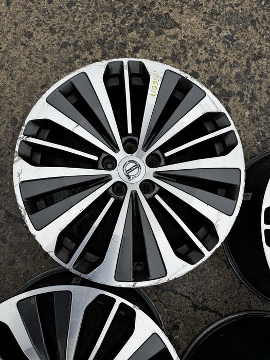 Felgi volvo v60,s60,v90,s90 r design 32209.422