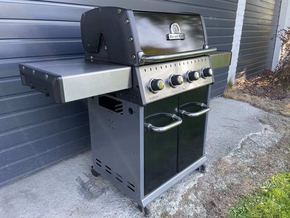 Grill gazowy Broil King Baron 420 Piekny Cztero palnikowy!