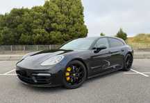 Porsche Panamera Sport Turismo 4 E-Hybrid Platinum Edition