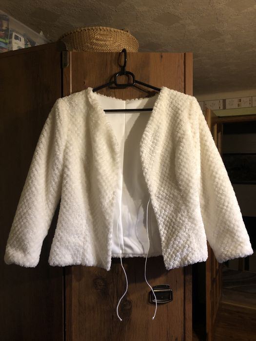 Bolerko ślubne ecru