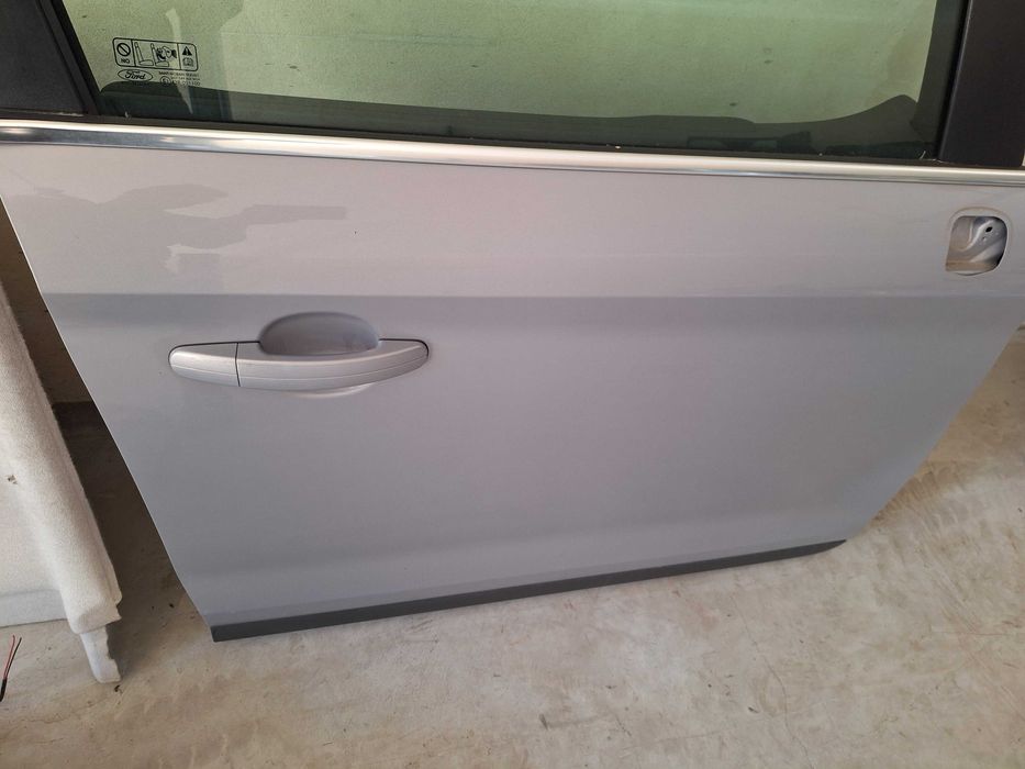 Drzwi prawy przód ford kuga mk1 L0  wysyłka kompletne