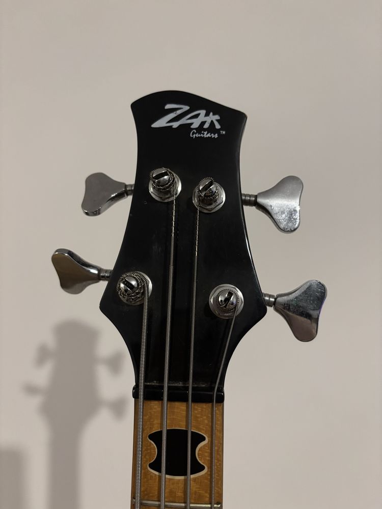 Gitara basowa ZAK
