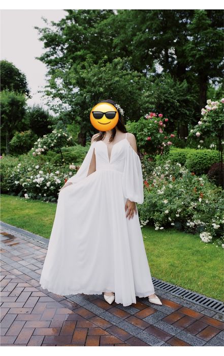 Весільна сукня