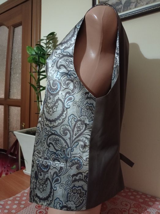 Чоловічий шовковий жилет з візерунком пейслі шовкова жилетка