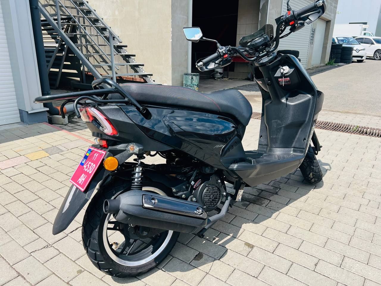 Продам скутер Forte 150