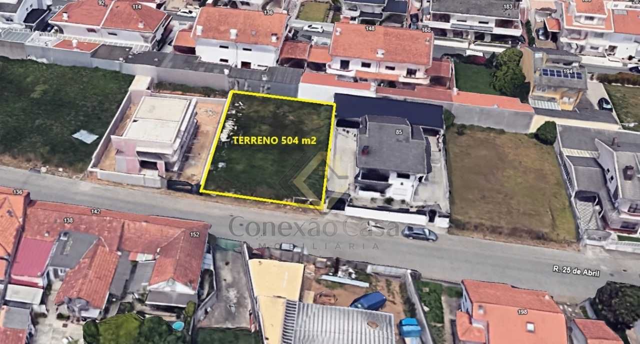 Terreno para Construção com Projeto Aprovado para Moradia