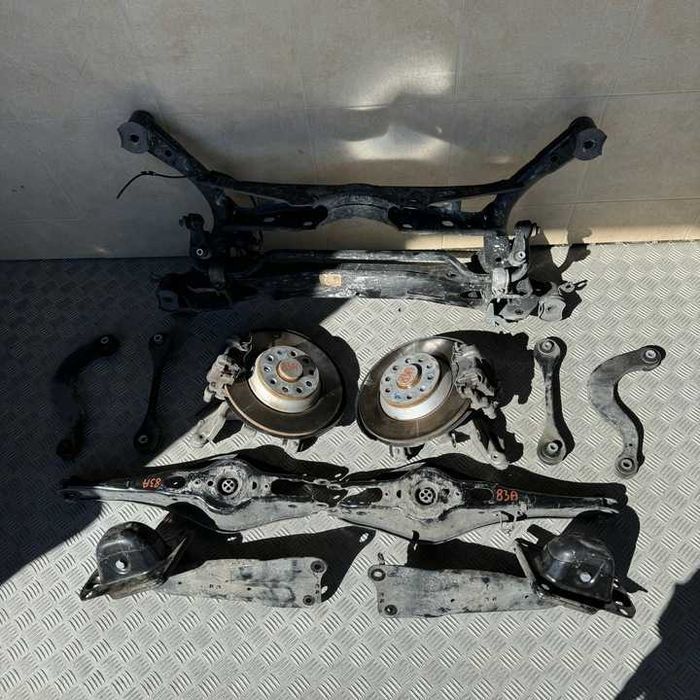 Подвеска передняя задняя подрамник Audi Q3 83A разборка