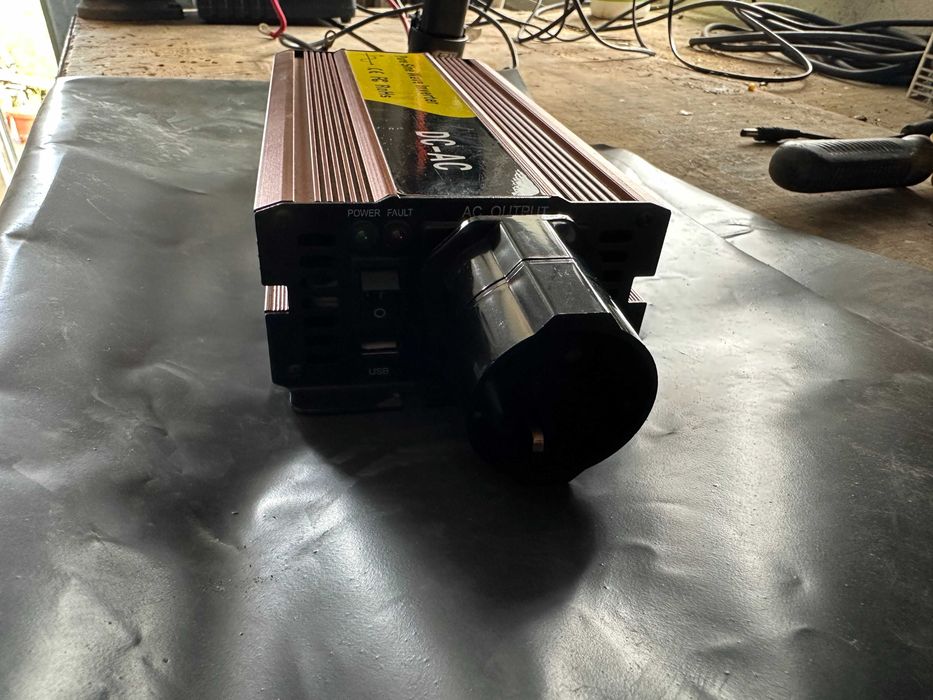 Inverter 1500W 12V para 230V