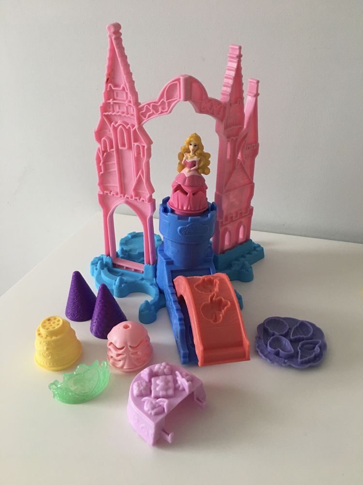 Magiczny zamek Śpiącej Królewny Play doh