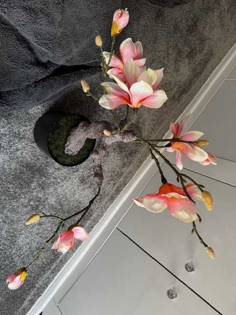 Piękna Magnolia sztuczna w doniczce 80cm drzewko Nowa
