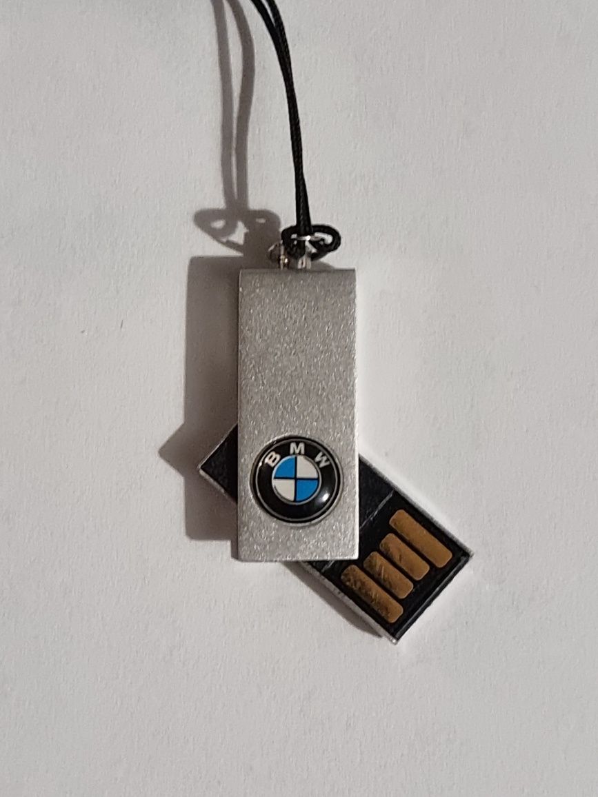Pendrive 8 GB BMW Oryginalny. Okazja