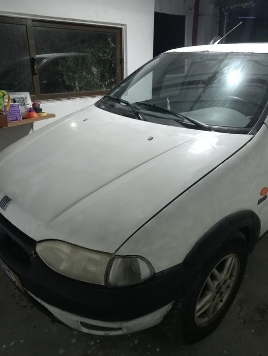 Carrinha Fiat Strada