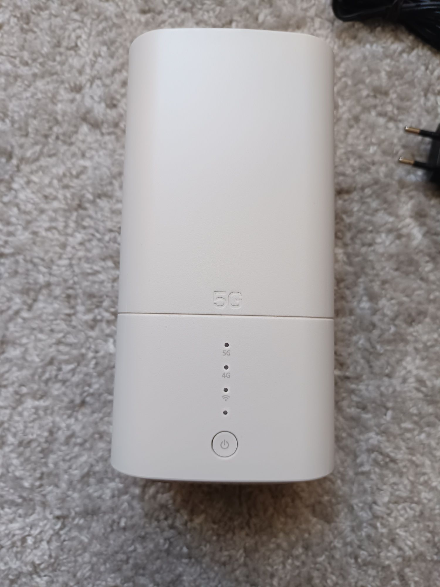 Telenor FA7550 router GSM nano Sim 5G oraz LTE kat.19