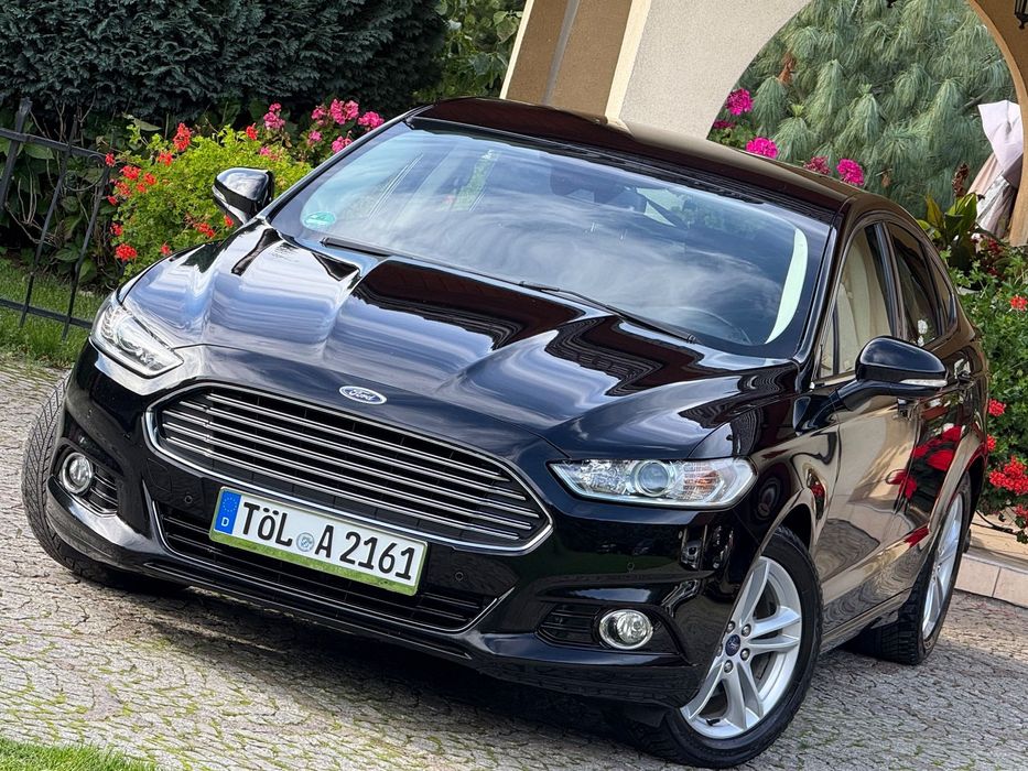 Ford Mondeo 2.0 tdci titanium hb navi sync kamera sam parkuje