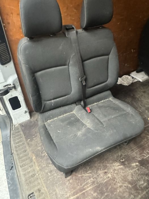 Fotel podwójny dwójka ławka kanapa Trafic III Vivaro B Talento NV300
