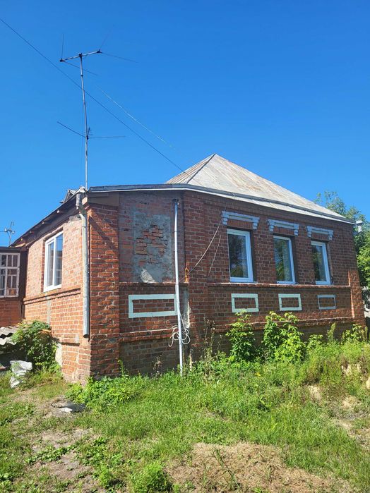 Продаж будинку смт Бабаі  вул.22 Січня центр, транспорт,сетіфікат  так