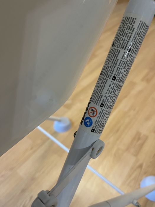 Детская ванночка на подставке б/у