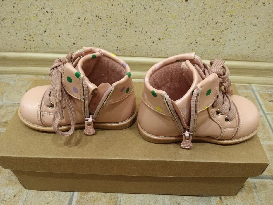 Продам детские осень-весна ботинки для девочки ТМ Шалунишка.