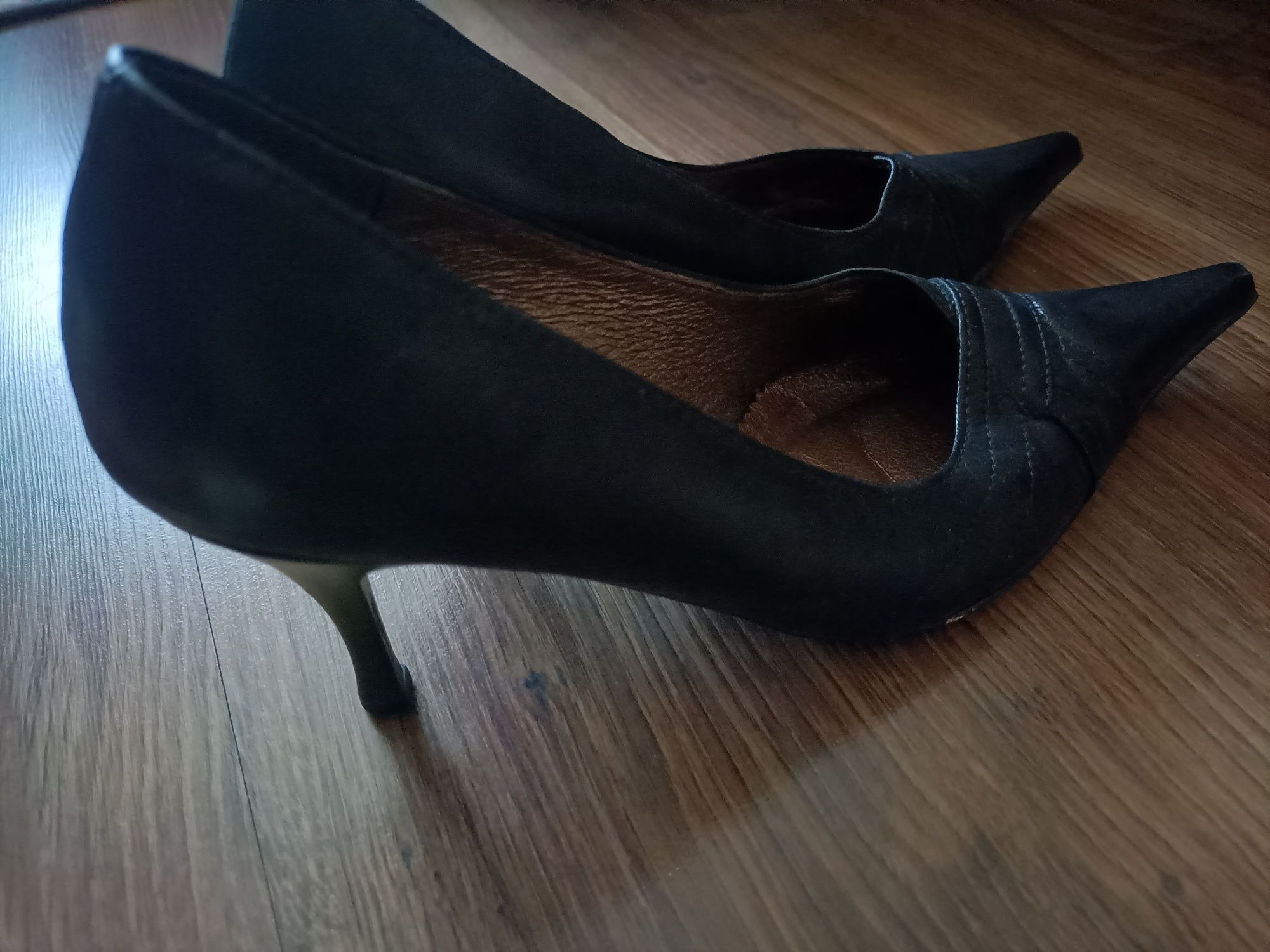 4 pary, Buty slórzane i tworzywo  na obcasie 35/36. Jennifer.