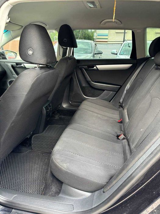 Volkswagen Passat 2012, В7, 2.0 Tdi